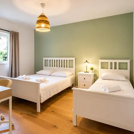 Апартаменты Perfect For Families With Kids,free Garage Parking & Child-friendly Amenities,split